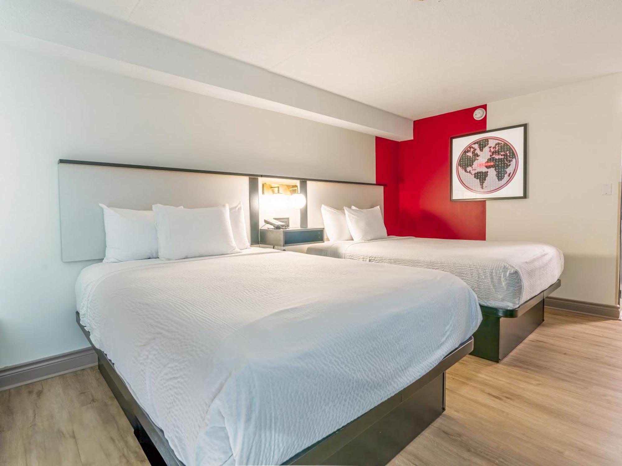 במוטל Ramada By Wyndham קינגסטון מראה חיצוני תמונה