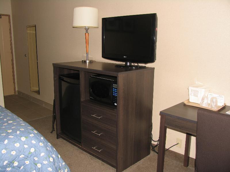 במוטל Ramada By Wyndham קינגסטון מראה חיצוני תמונה